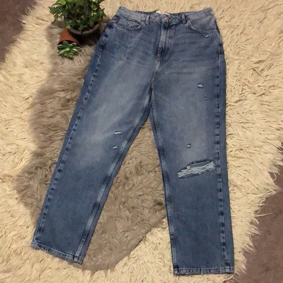We the Free Jeans-Sz 31 (12)-Cotton-Distressed-Higher Rise-Wider Relaxed Leg-EUC - Picture 3 of 16